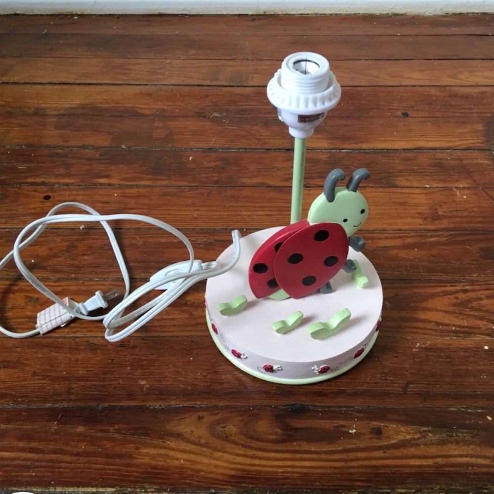 Ladybug Crib Set - Picture 4 of 4